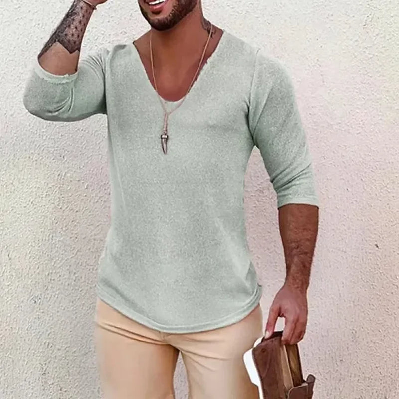 "2024 Men's Thin Style V-Neck Knit Pullover Sweater for Spring and Autumn"